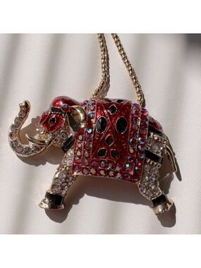Betsey Johnson Gold Alloy Elephant Necklace Rhinestones